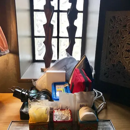 L'elegance Au Coeur Du Medieval Провен